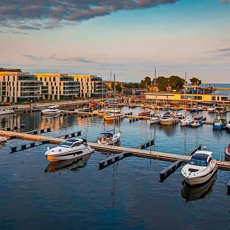 公寓 Yacht Park Marina By Amberblue *