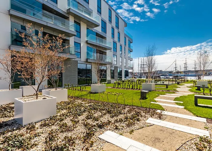 Apartment Yacht Park Marina By Amberblue