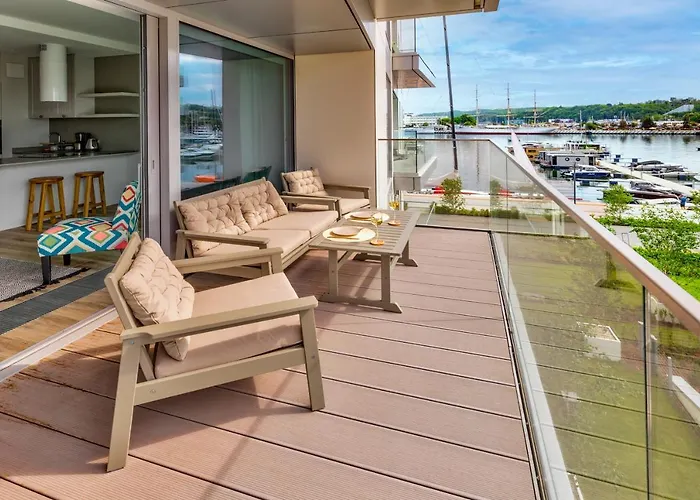 Apartment Yacht Park Marina By Amberblue *