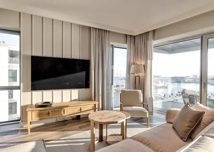 Yacht Park Marina By Amberblue Apartment Gdynia