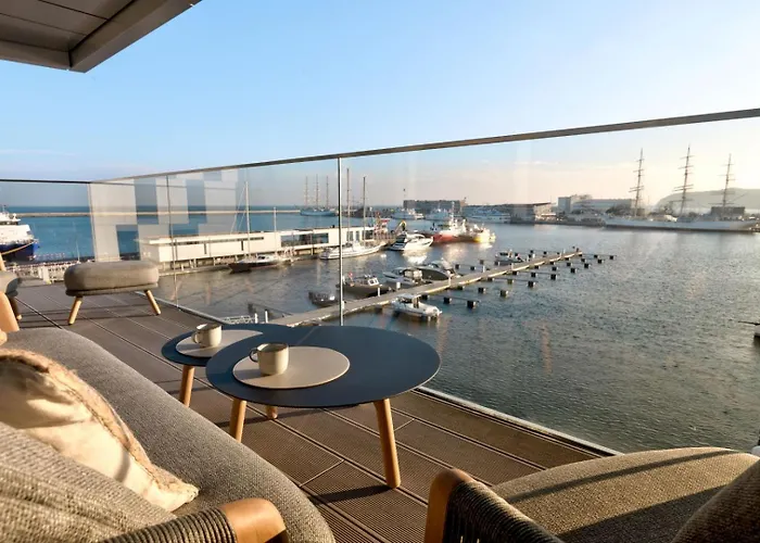 Yacht Park Marina By Amberblue Apartment *